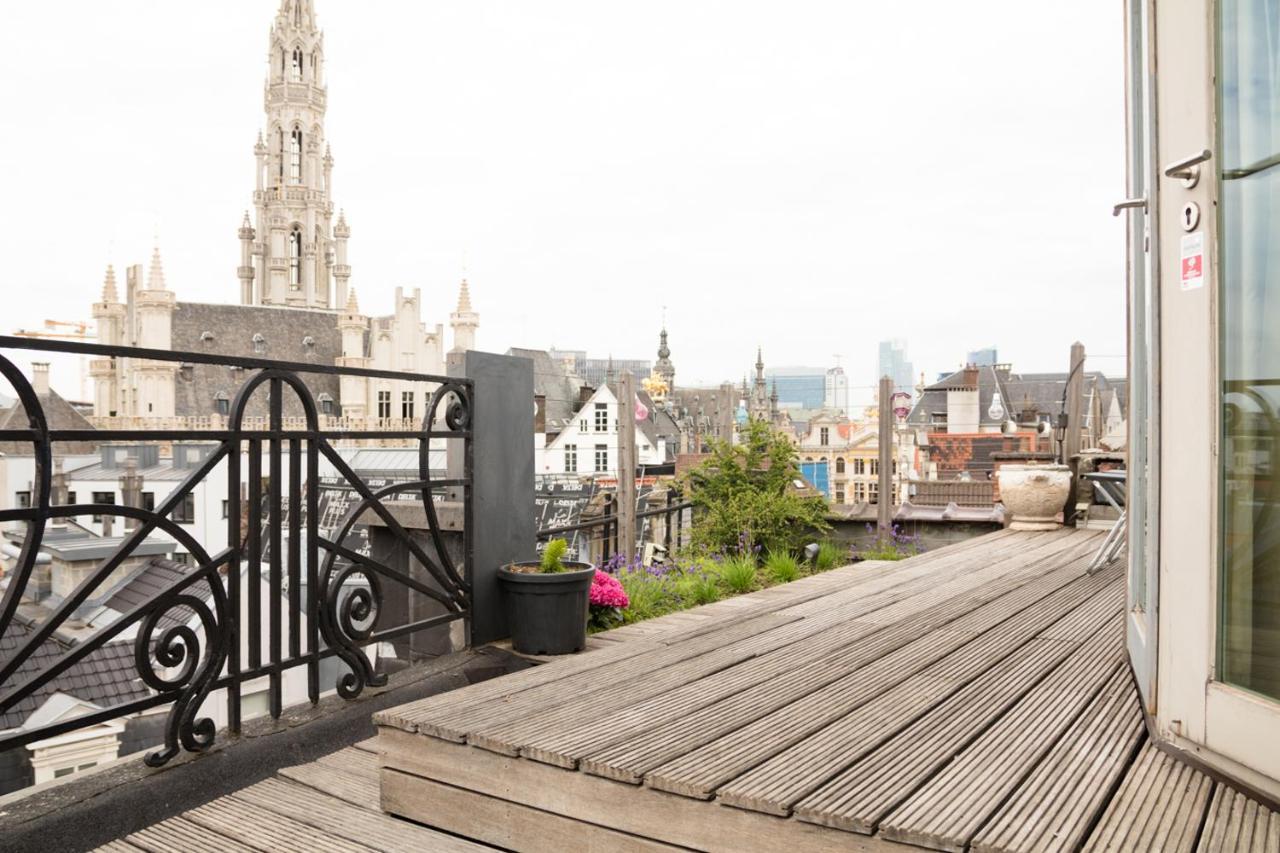 Duplex Dernier Etage Avec Terasse A Deux Pas De La Grand Place Brussels Ngoại thất bức ảnh
